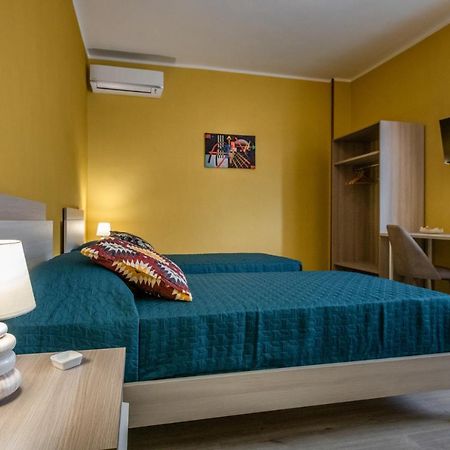 Bacco E Barocco Bed & Breakfast Lecce Exterior foto